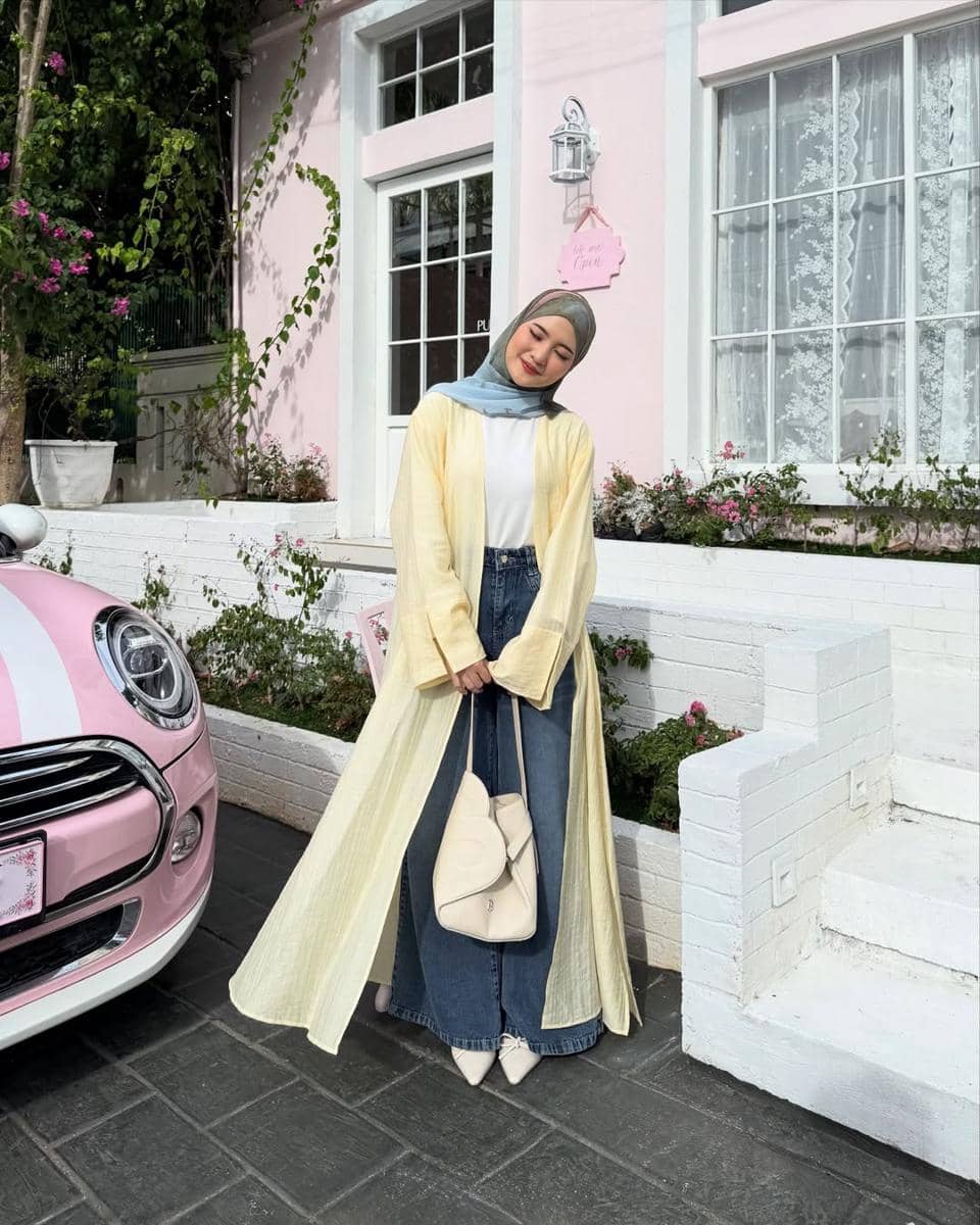 OOTD warna butter yellow. (instagram.com/intanghazll_)