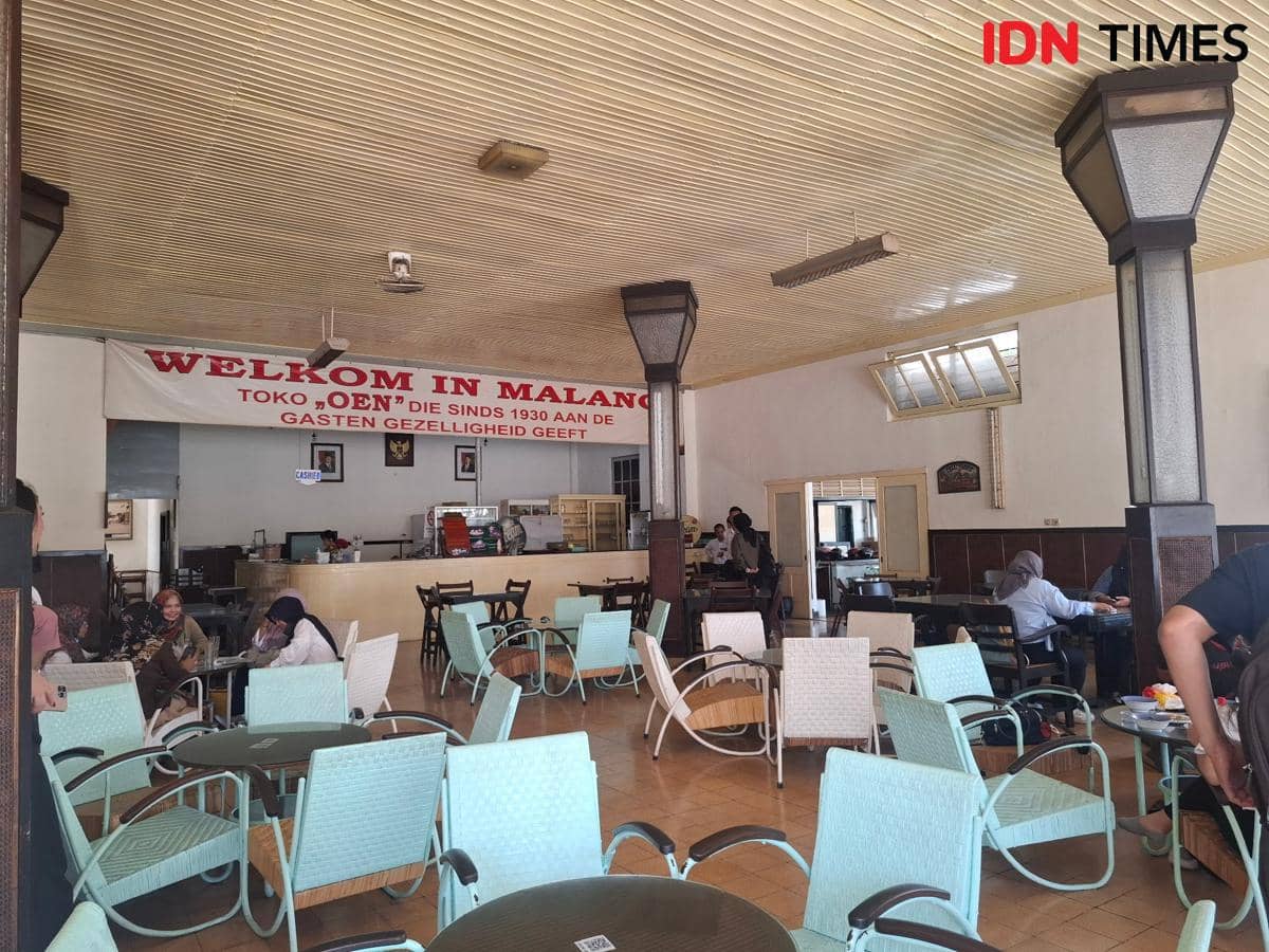 Potret Toko Oen Malang 