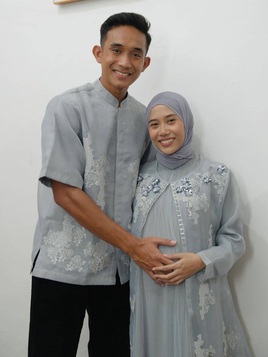 artis umumkan kehamilan awal 2026