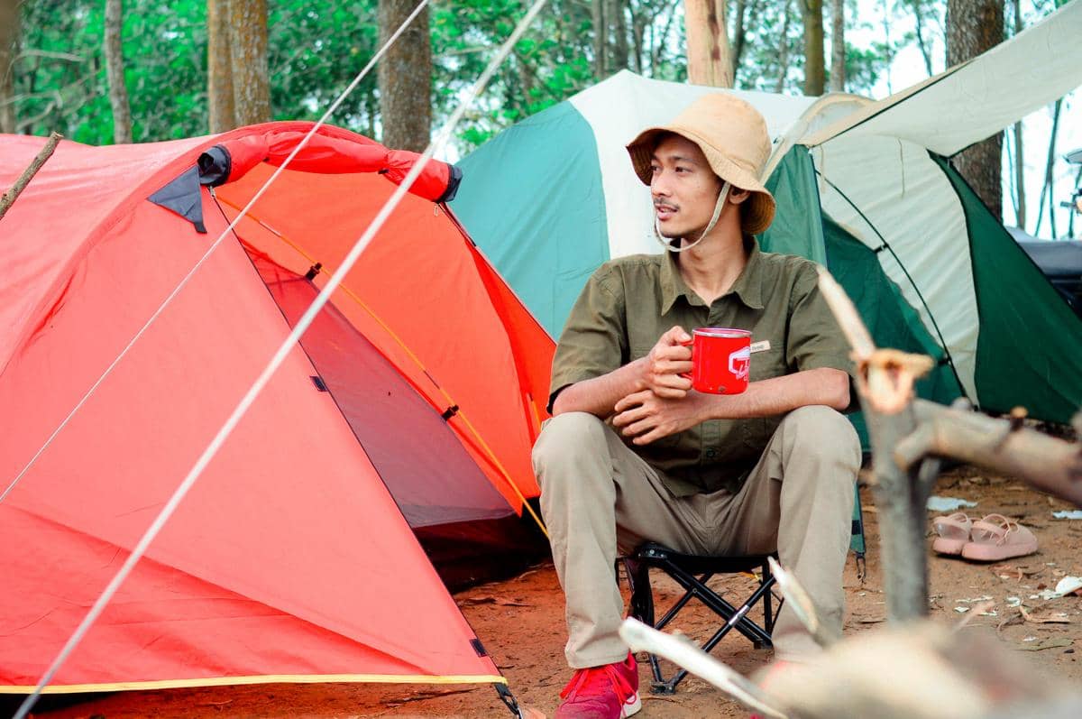 ilustrasi camping