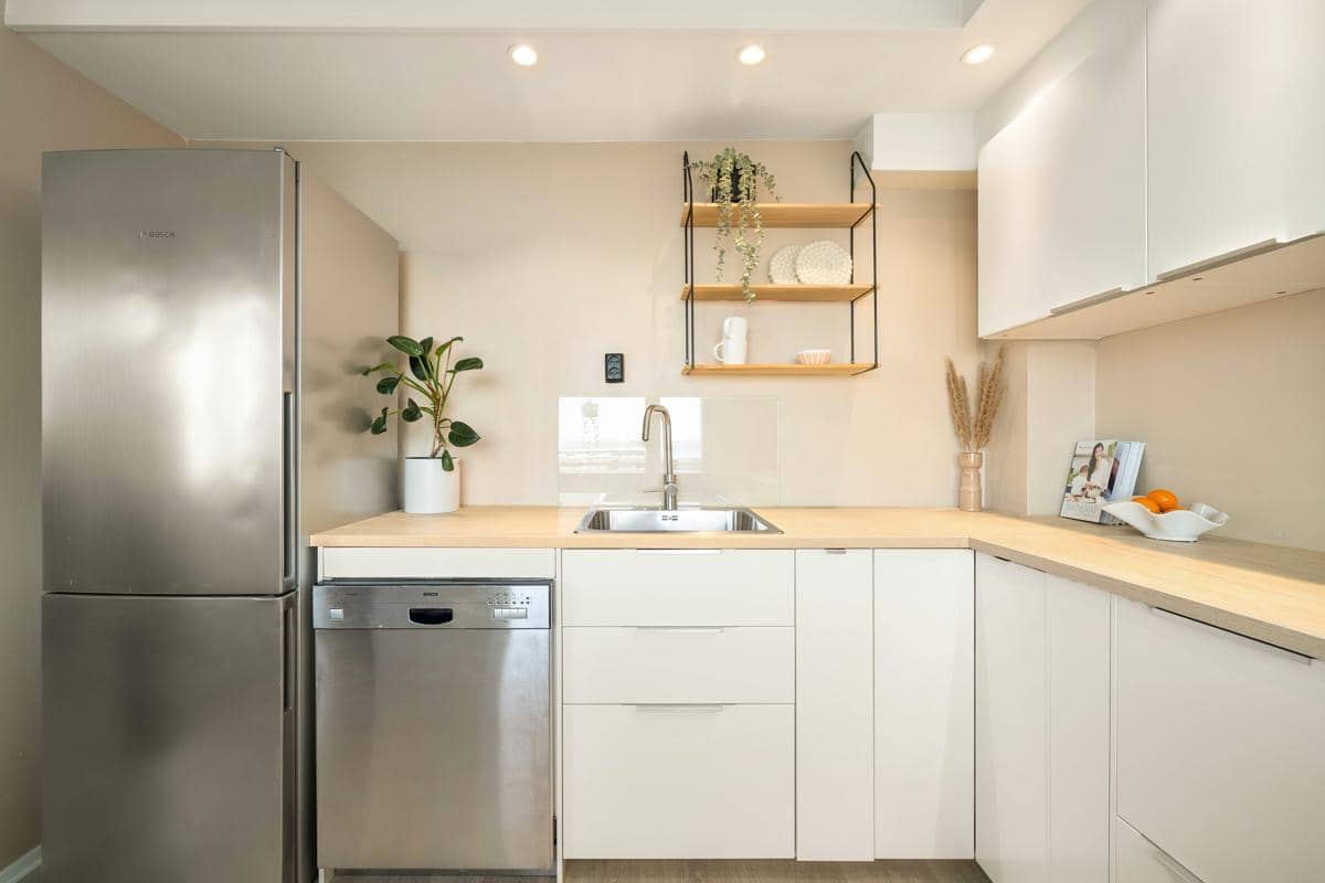 dapur tanpa backsplash