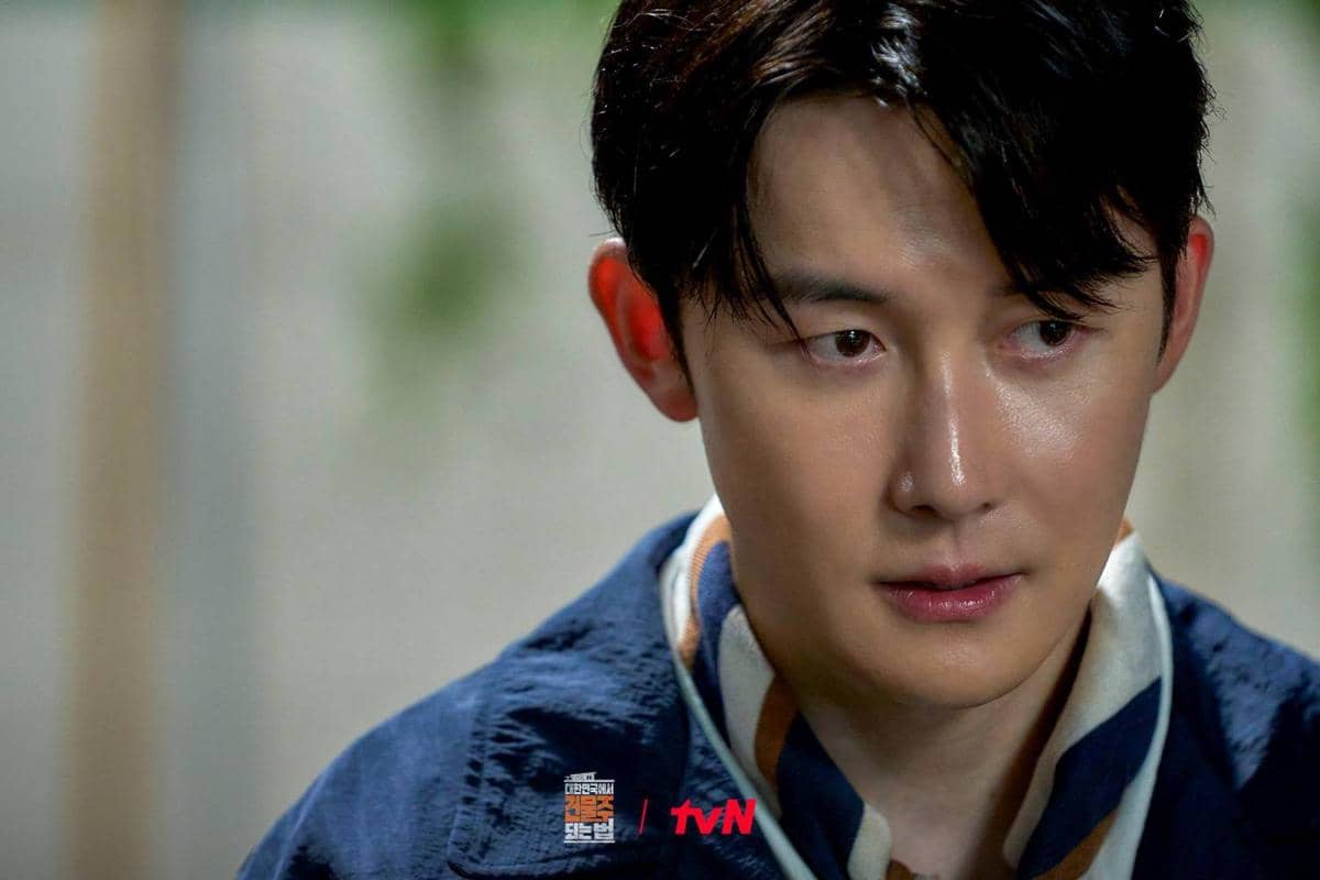Still cut Kim Jun Han di drama Mad Concrete Dreams