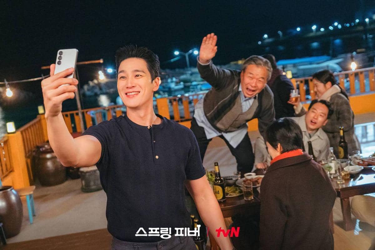 Cuplikan drama Korea Spring Fever 