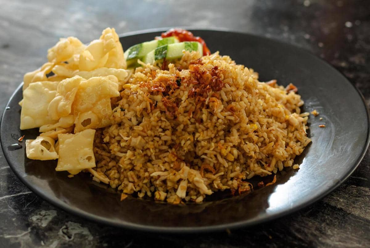 ilustrasi nasi goreng kampung