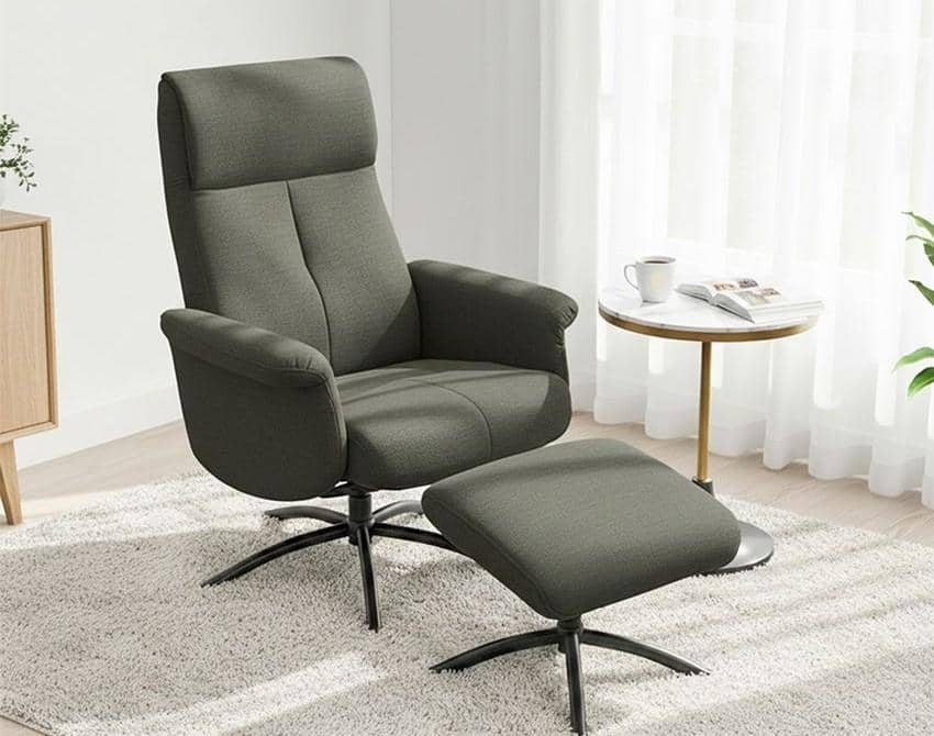 ilustrasi seater dengan ottoman (Doc. INFORMA)