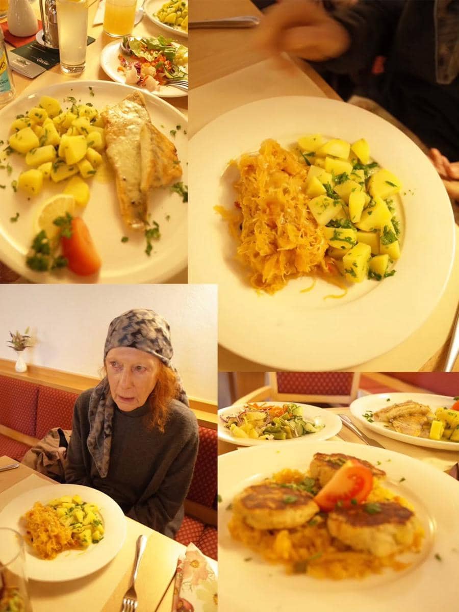 Luna Maya jalan-jalan di Austria