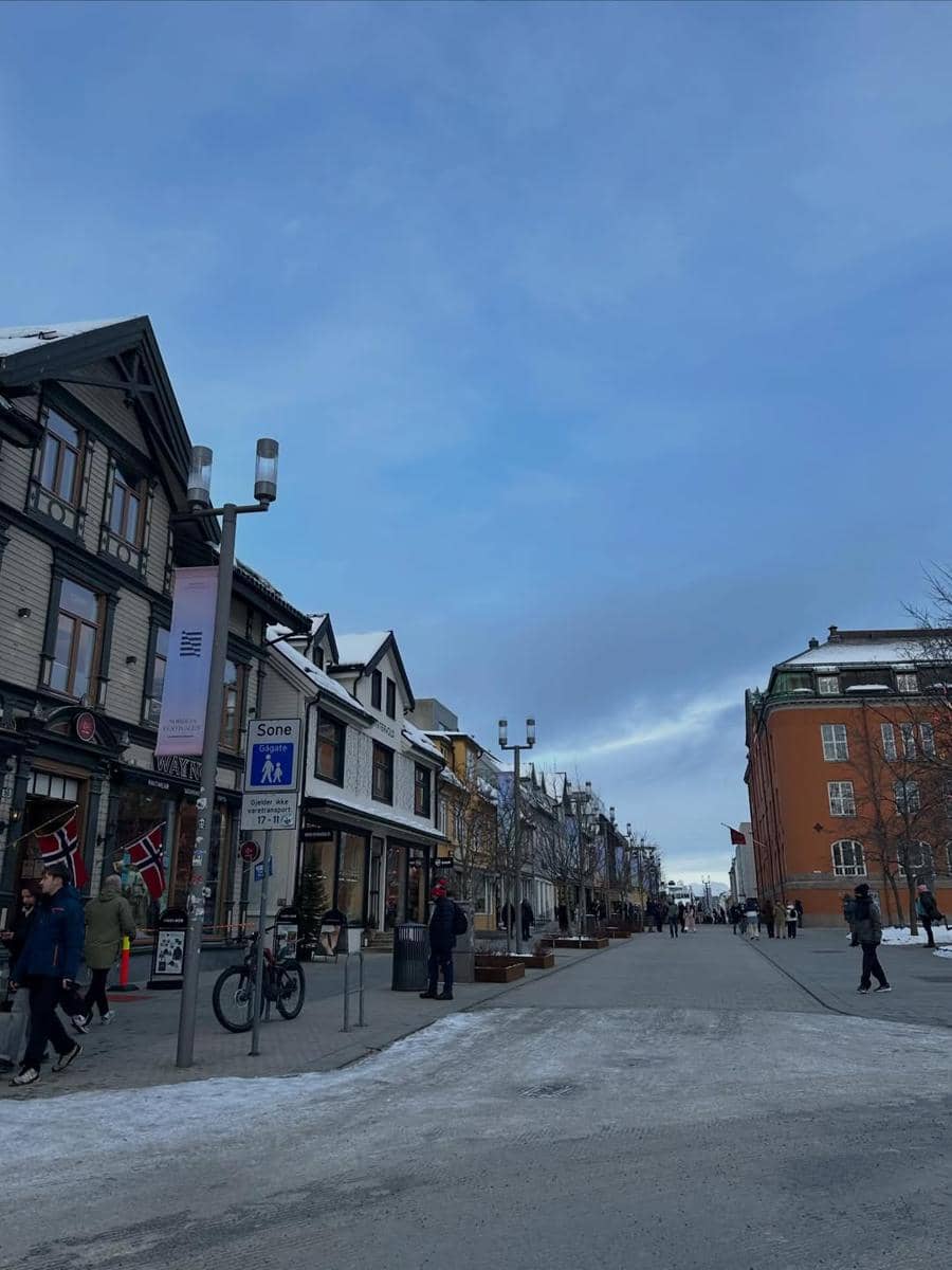 Acha Septriasa jalan-jalan di Kota Tromsø.