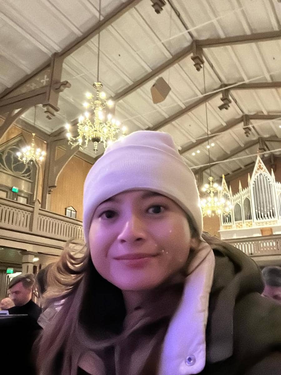 Acha Septriasa jalan-jalan di Kota Tromsø.