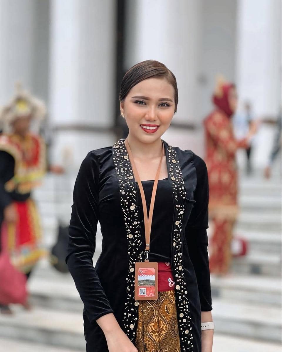 potret Cheryl Lidia Regar, Puteri Indonesia Kalimantan Timur 2026 