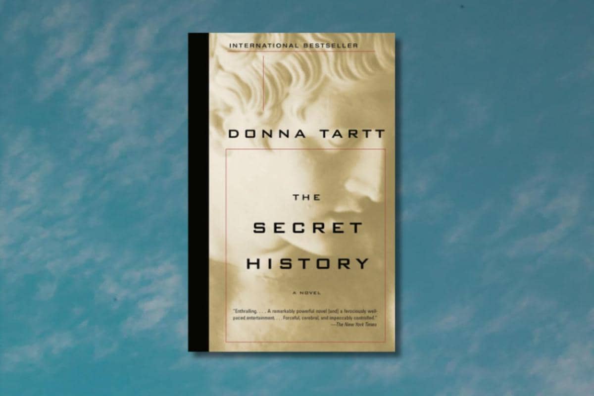 The Secret History karya Donna Tartt