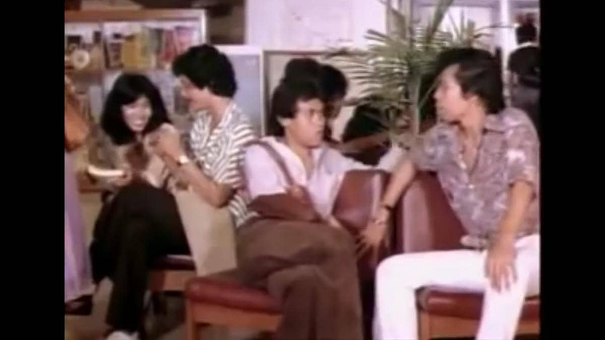 Dono dan Kasino berperan sebagai Slamet dan Sanwani - Gengsi Dong