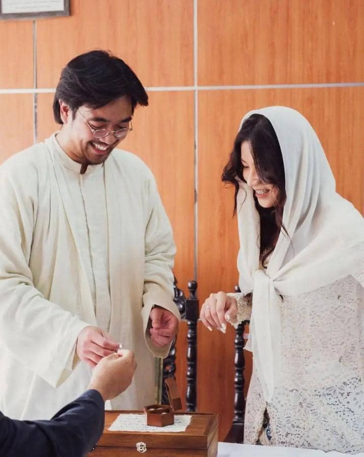 Artis Menikah di KUA (instagram.com/danillariyadi)
