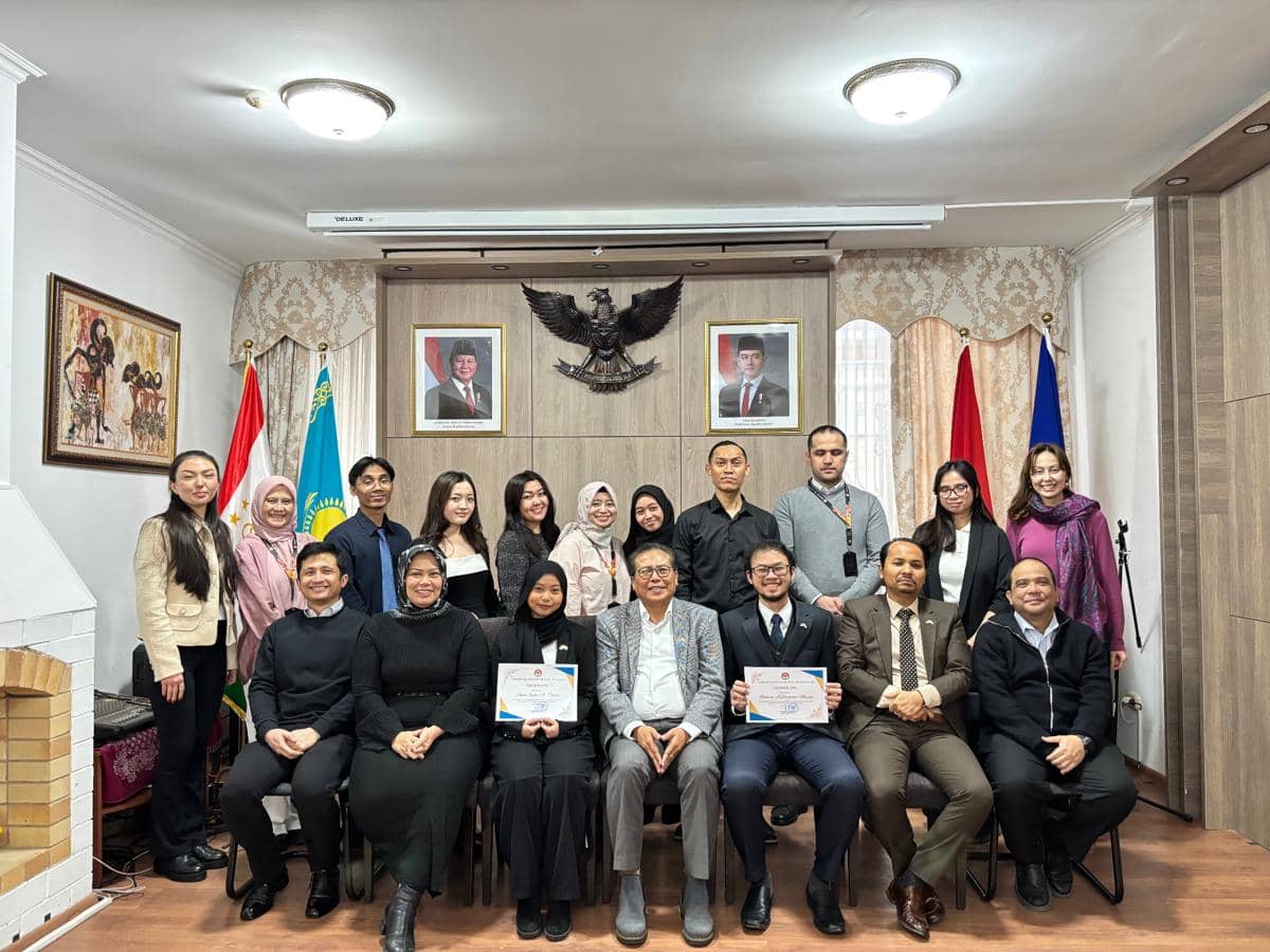 Julia Syifa Az-Zahra, mahasiswa Sastra Inggris UIN Sunan Kalijaga yang magang di KBRI Astana, Kazakhstan.