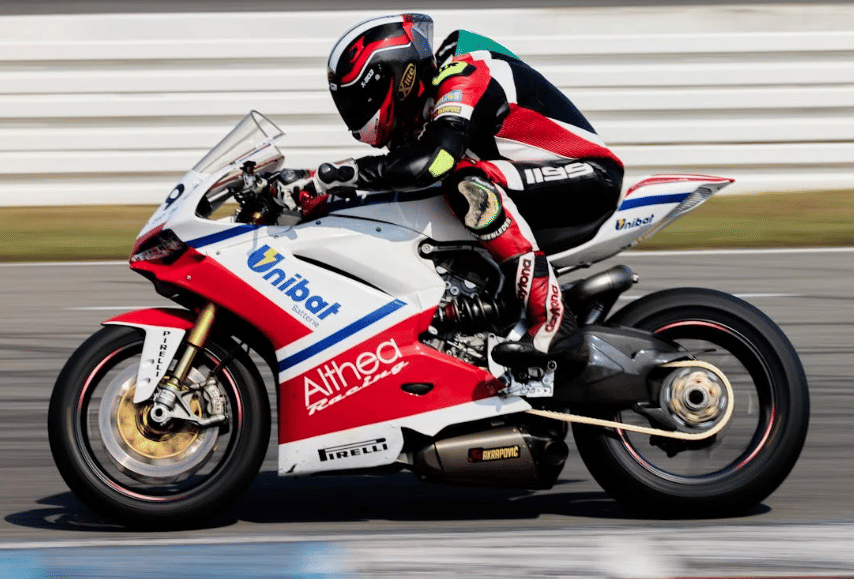 Rahasia di Balik Bobot Ringan Helm Pembalap MotoGP