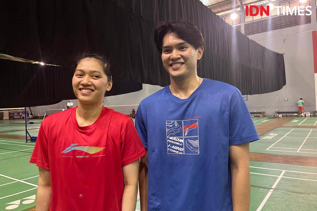 Ganda campuran Indonesia, Adnan Maulana/Indah Cahya Sari Jamil di Pelatnas PBSI Cipayung