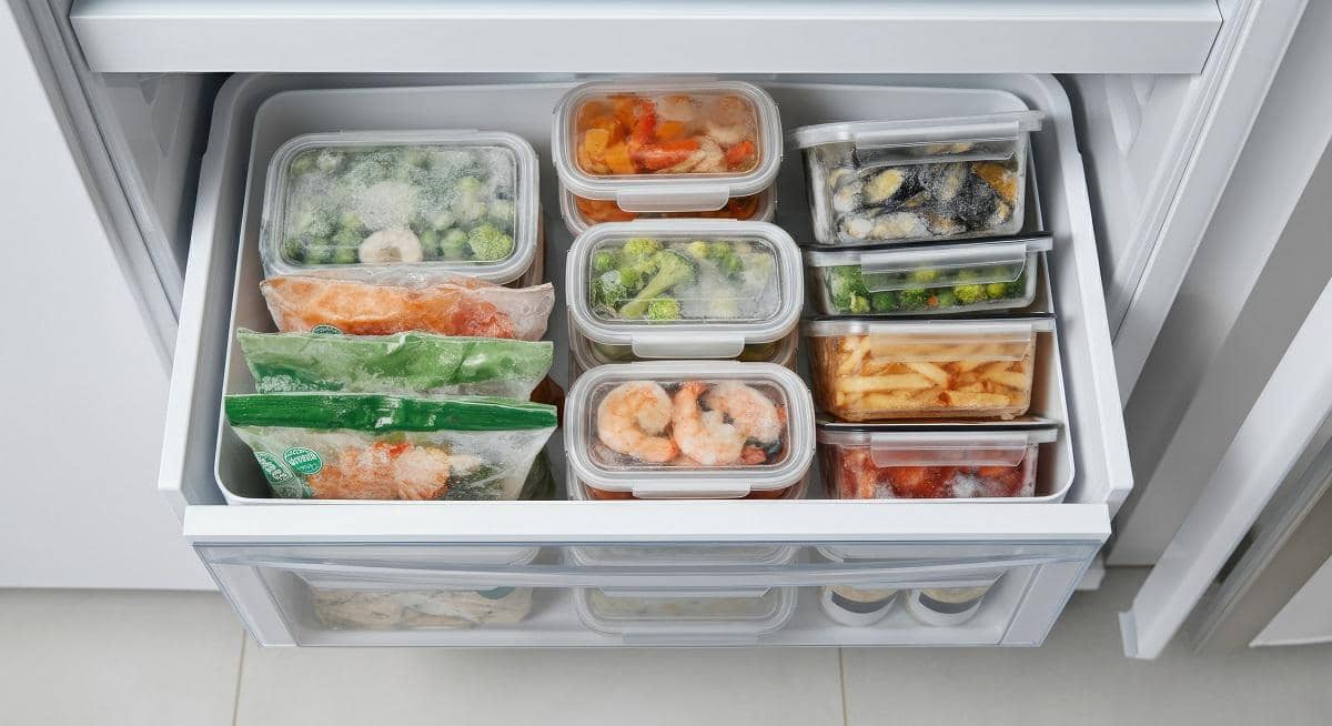 illustrasi membuat frozen food 