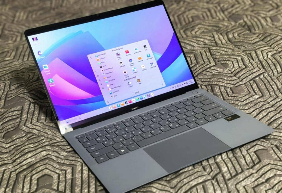 5 Tips Mengatasi Layar Laptop Bergerak Sendiri, Jangan Panik!