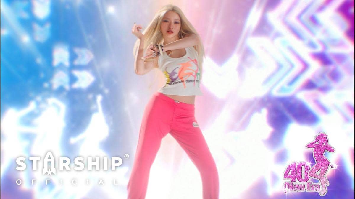 cuplikan MV lagu "404 (New Era)" dari KiiiKiii