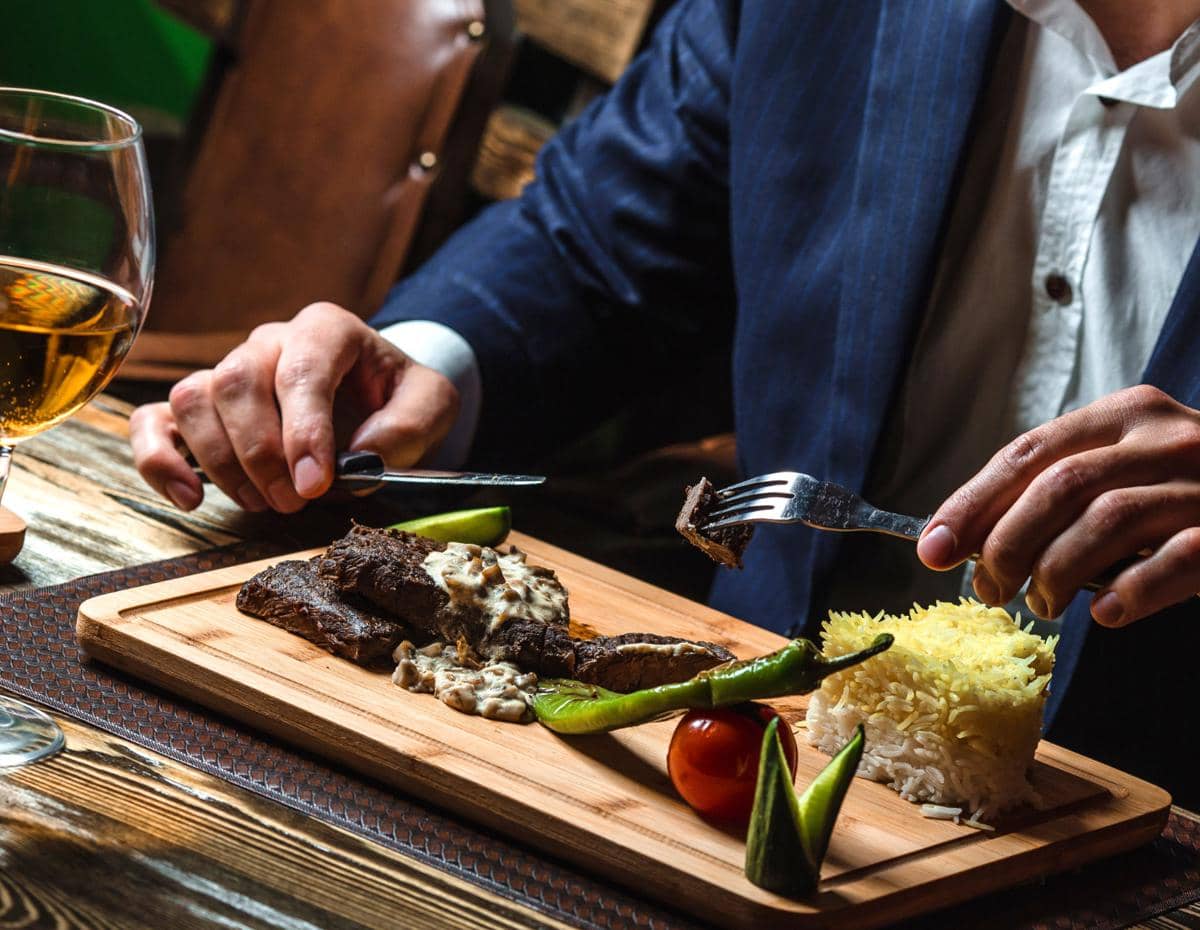 Perbedaan Ribeye dan Sirloin, Mana yang Lebih Juicy? | IDN Times