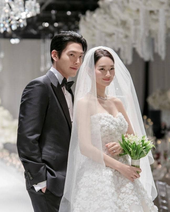 Kim Woo Bin dan Shin Min Ah 