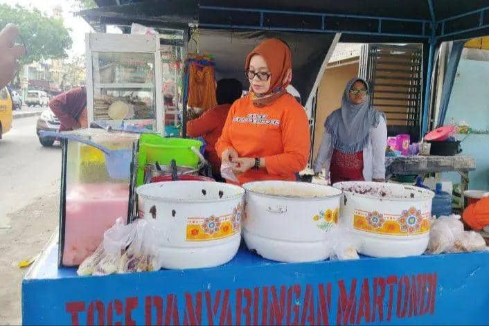 Toge Panyabungan Martondi yang terletak di Jalan Letda Sudjono (IDN Times/Eko Agus Herianto)