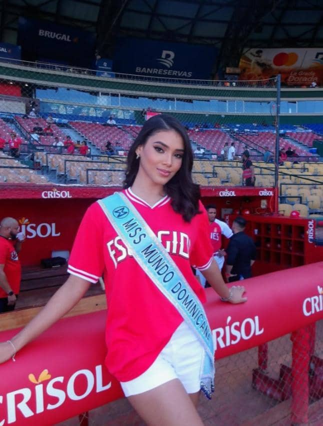 Potret miss world republik dominika 2026