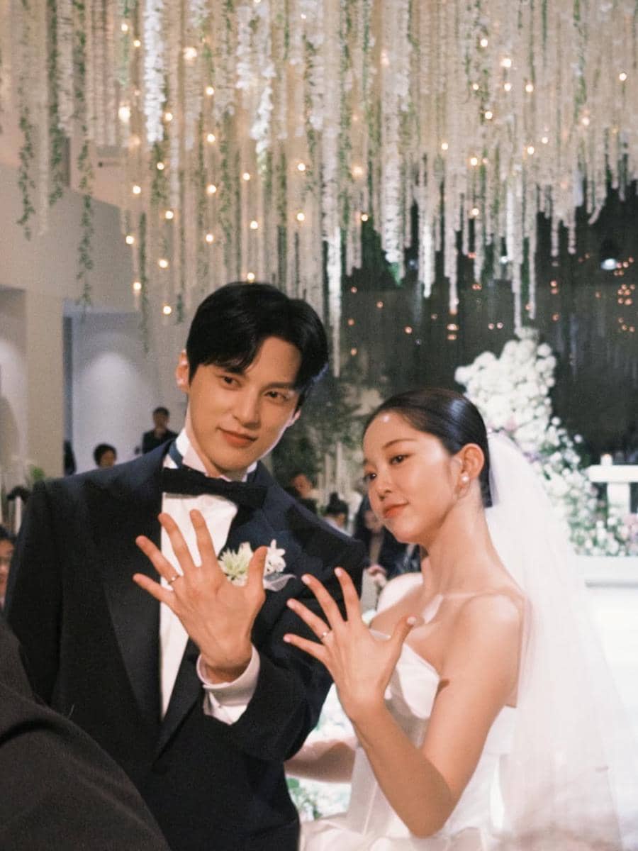 Yoon Sun Woo dan Kim Ga Eun