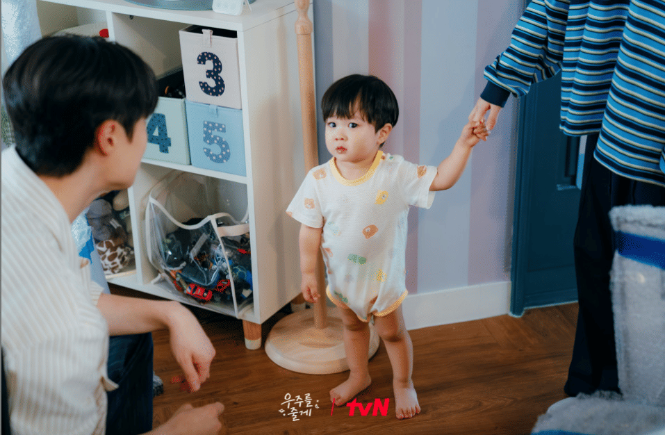 cuplikan drama Our Universe