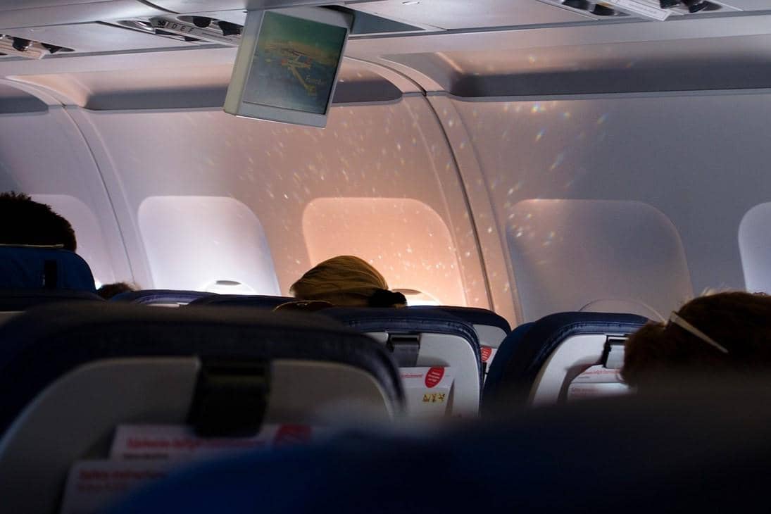 ilustrasi kabin pesawat