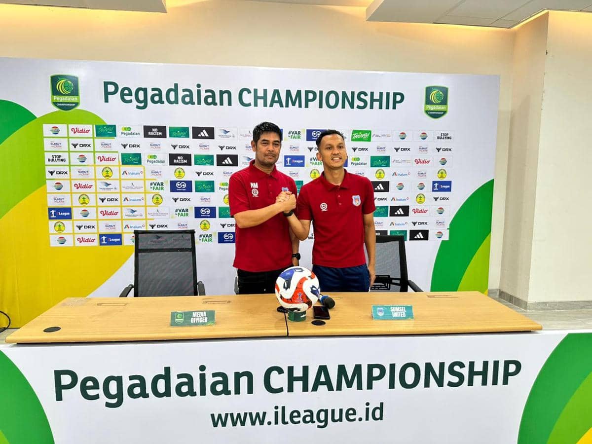 Pelatih Sumsel United Nil Maizar dan Kapten Rachmad Hidayat (dok.istimewa)
