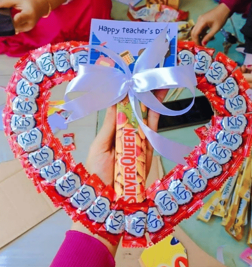 ilustrasi buket cokelat