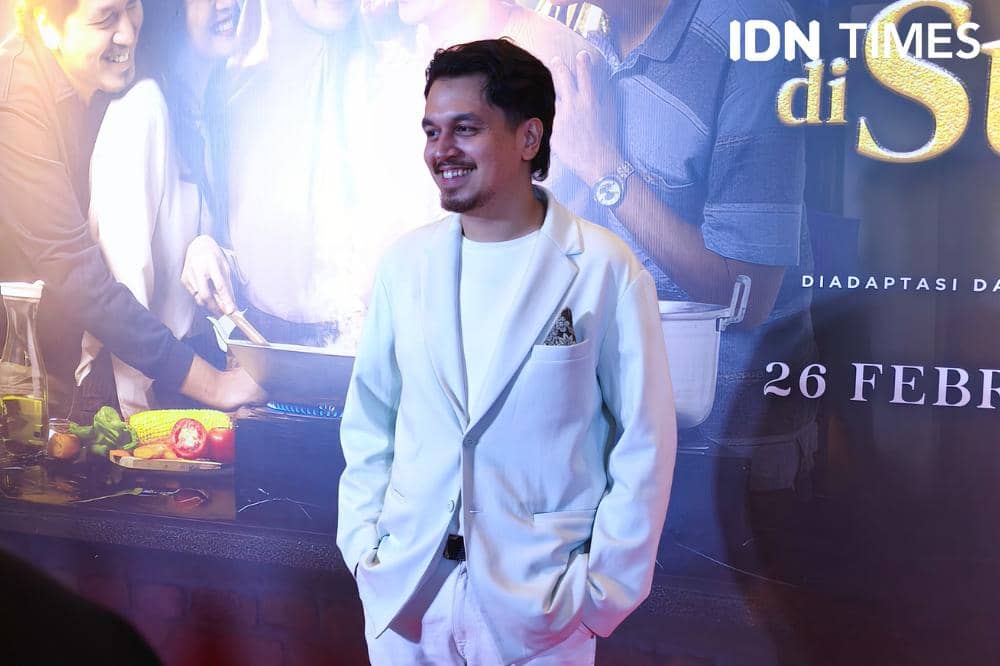 Kevin Julio saat red carpet film Titip Bunda di Surga-Mu yang digelar di Jakarta, Kamis (12/2/2026)