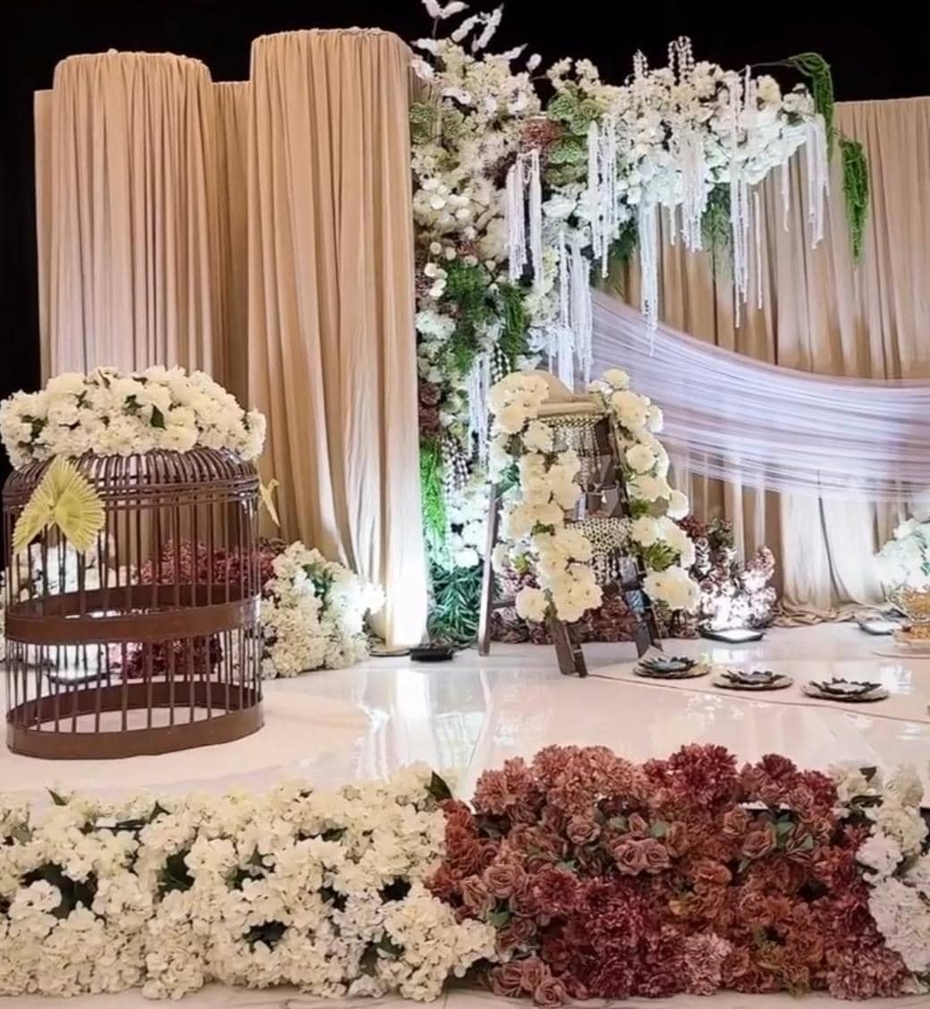 Tedak siten Arash anak Thariq Halilintar dan Aaliyah Massaid. 