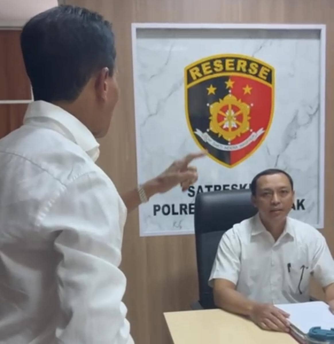 Viral warga datangi Satreskrim Pontianak.