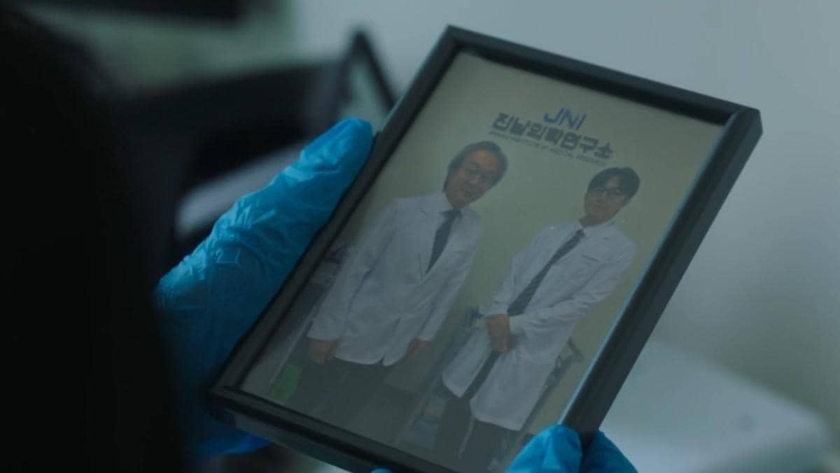 still cut drama Korea Bloody Flower