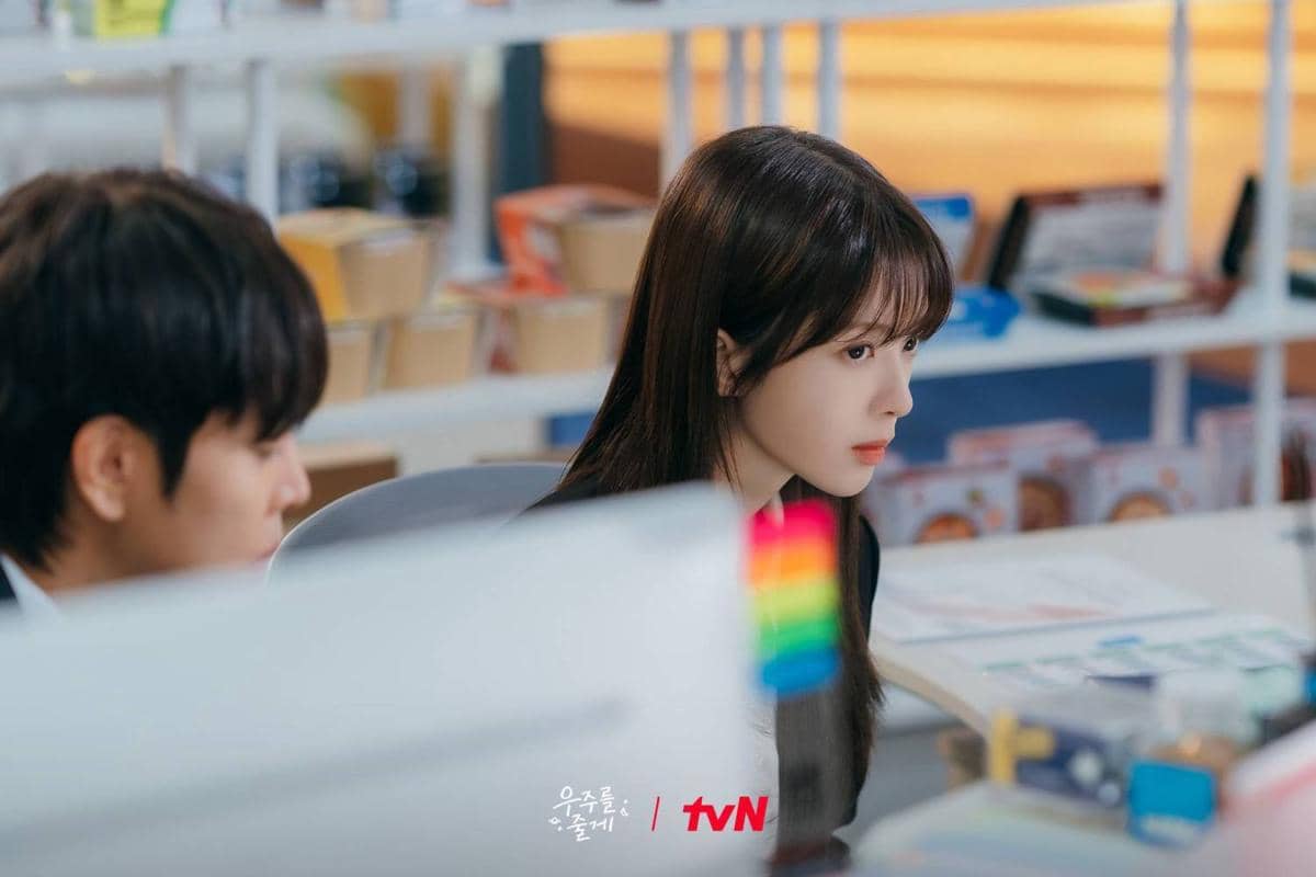 Cuplikan drama Korea Our Universe