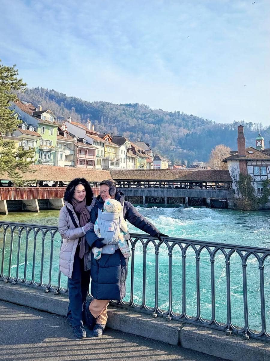 Keluarga Danang DA jalan-jalan di Kota Thun