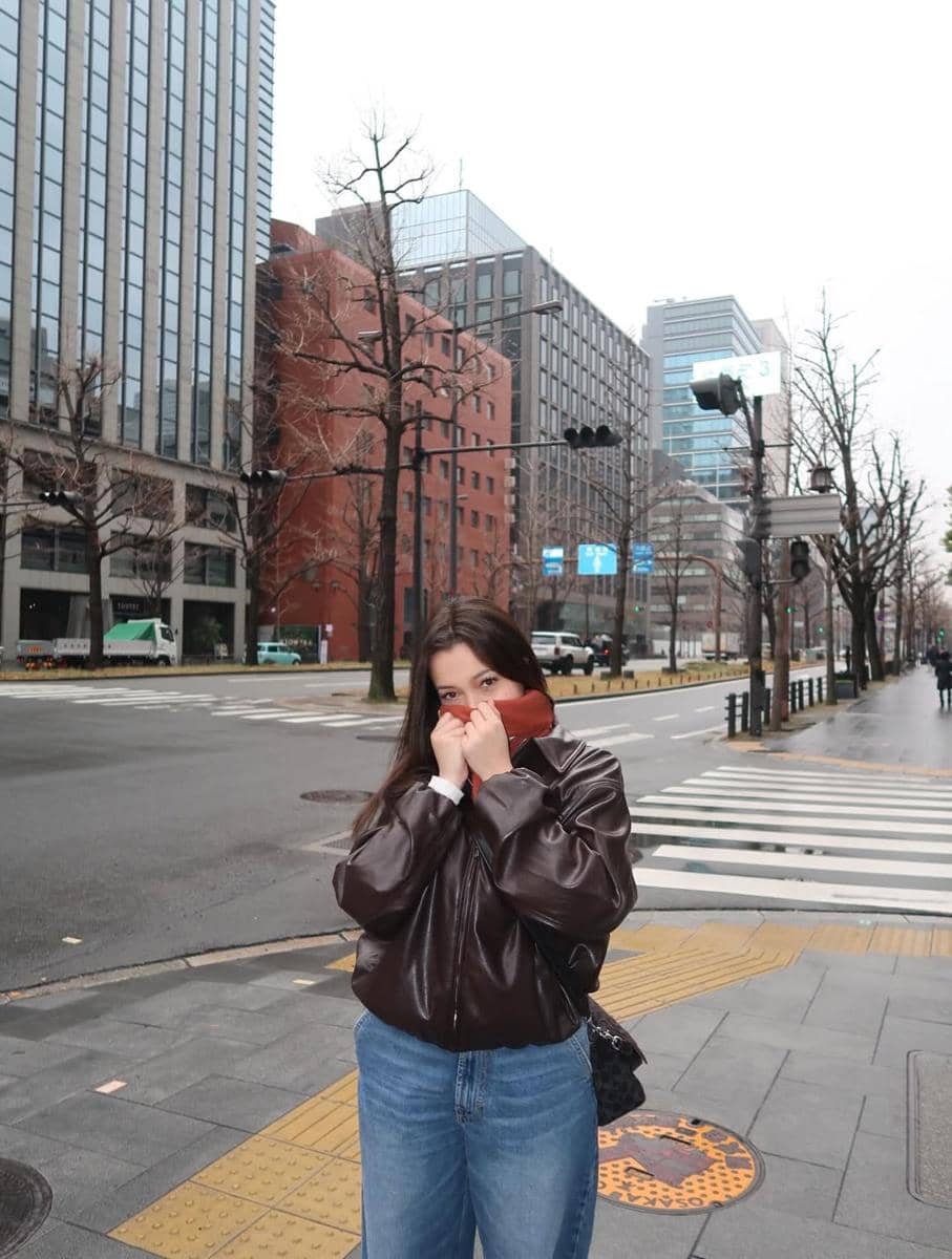 Megan Domani jalan-jalan di Osaka