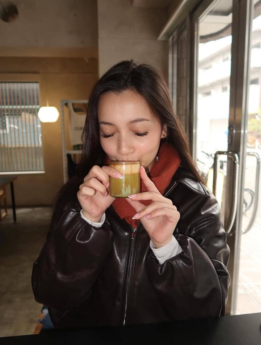 Megan Domani jalan-jalan di Osaka