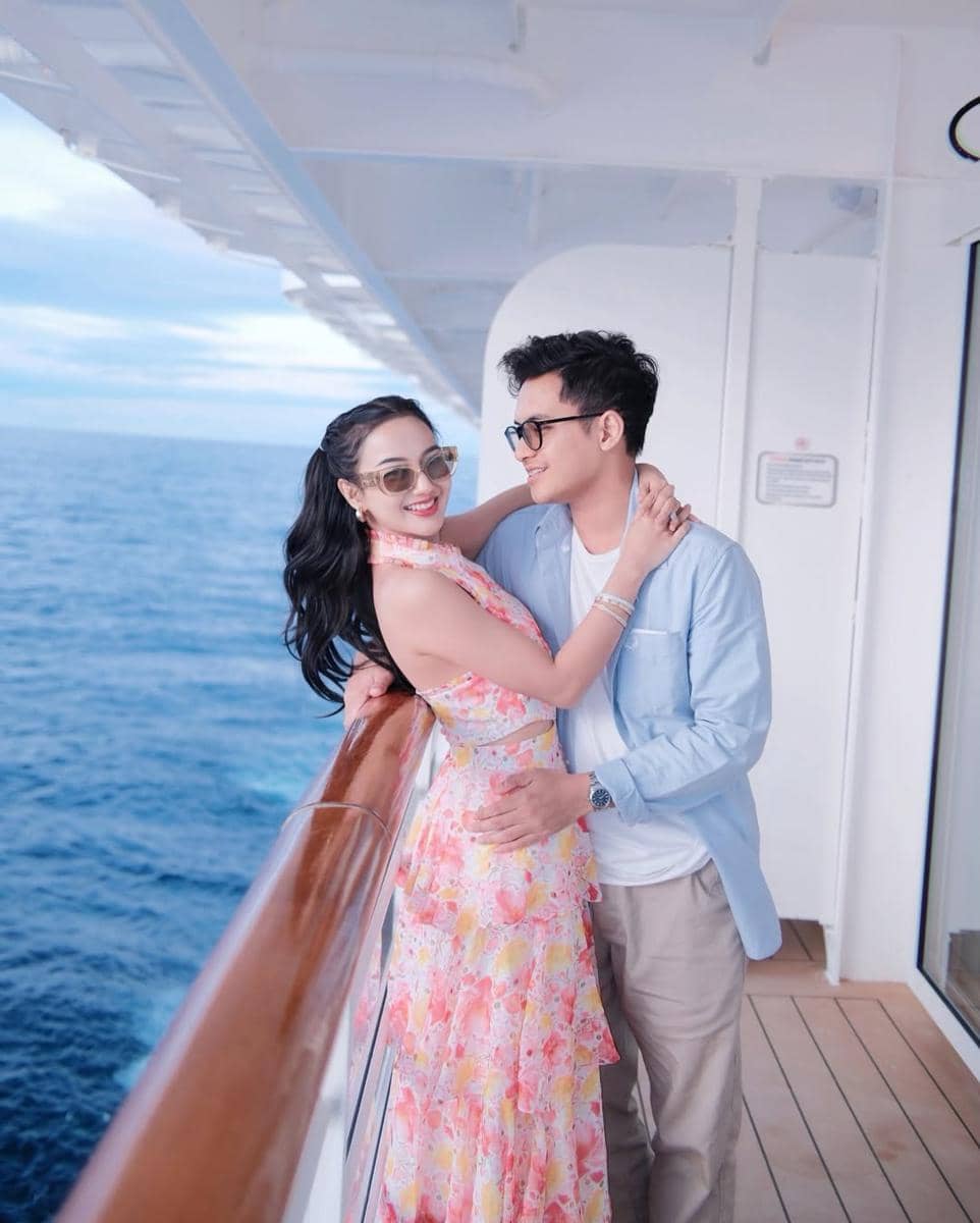 OOTD couple Nanda Arsyinta dan Ardya