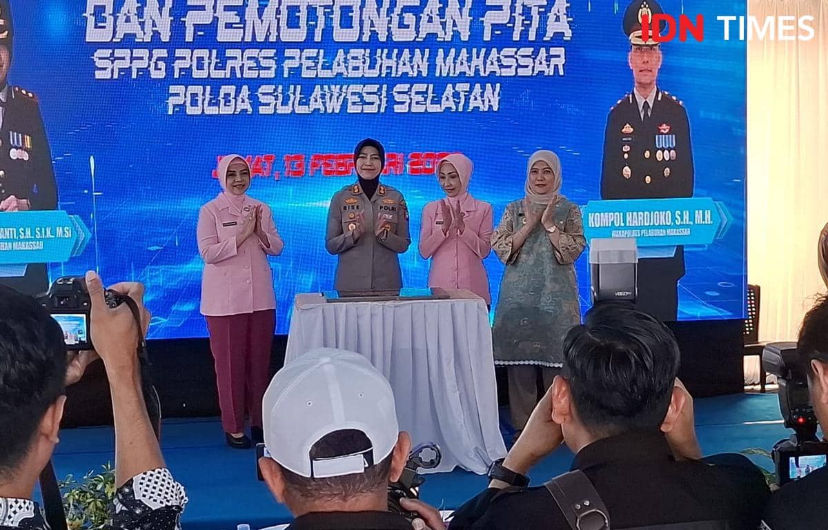 Peresmian operasional SPPG Polres Pelabuhan Makassar di Sulawesi Selatan, Jumat (13/2/2026). IDN Times/Darsil Yahya