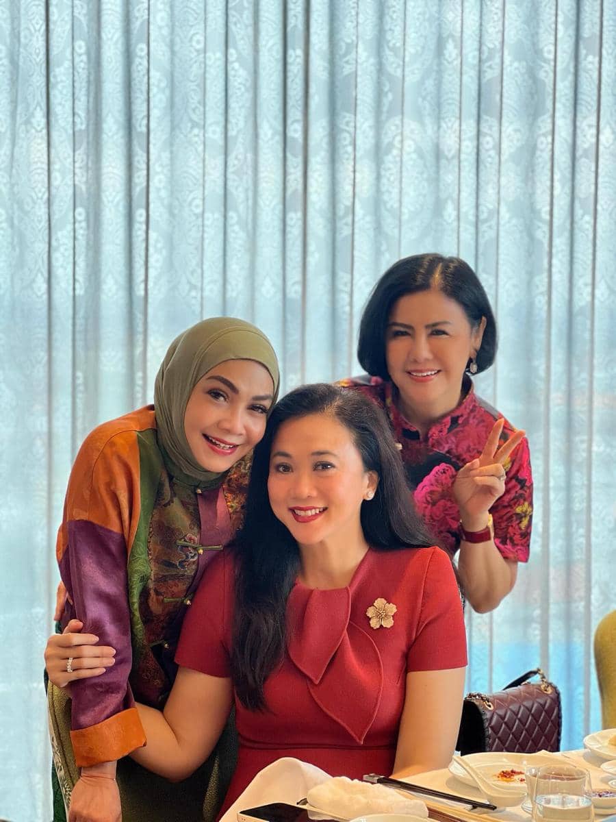 Rieta Amilia rayakan Imlek 2026