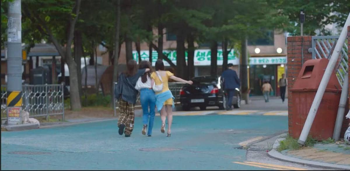 cuplikan drama Work Later, Drink Now