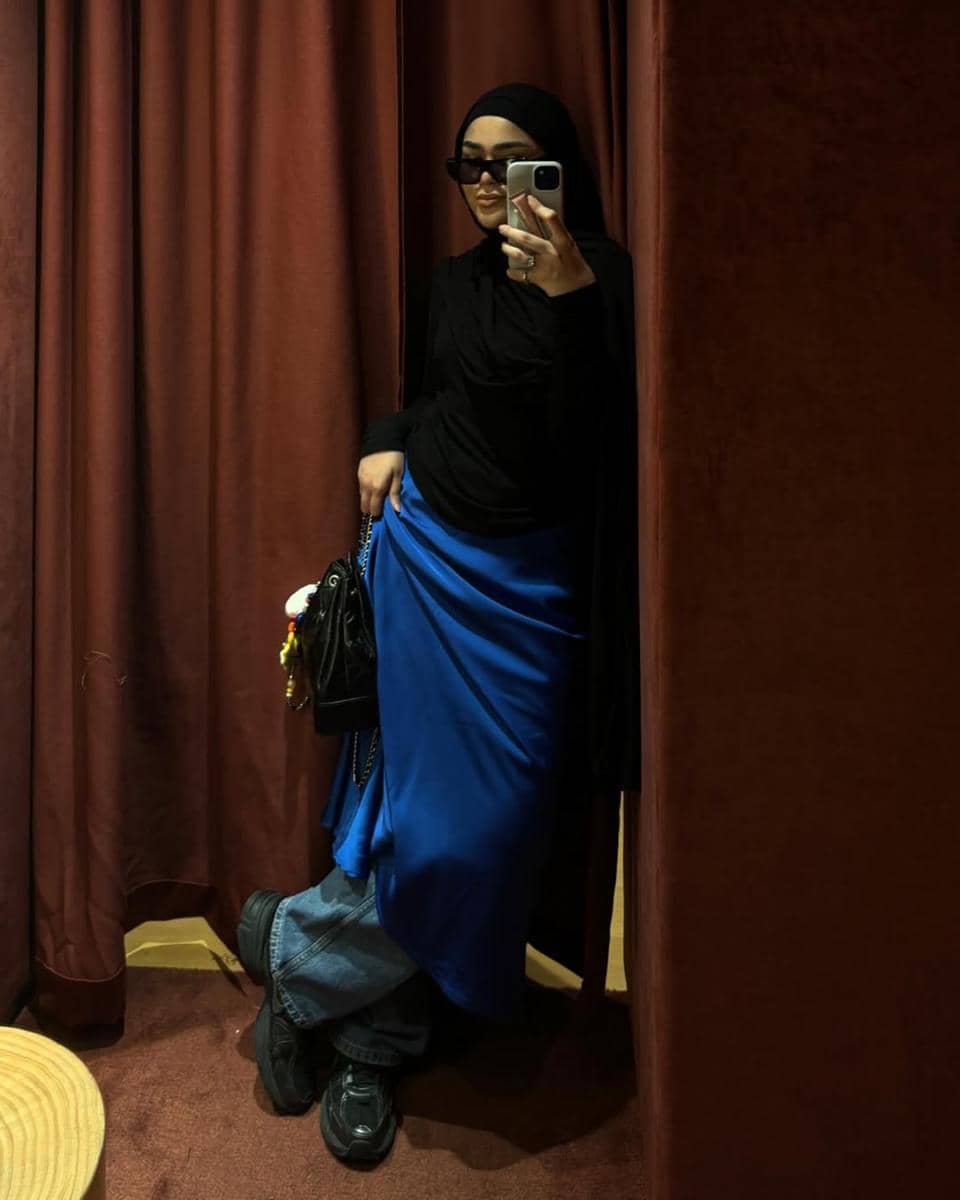 Ide outfit hijab edgy ala Sivia Azizah