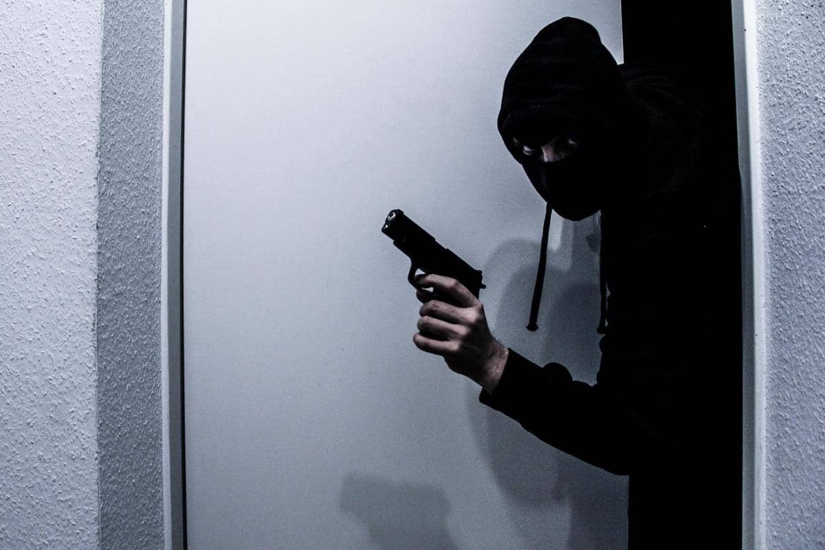 ilustrasi pencuri 