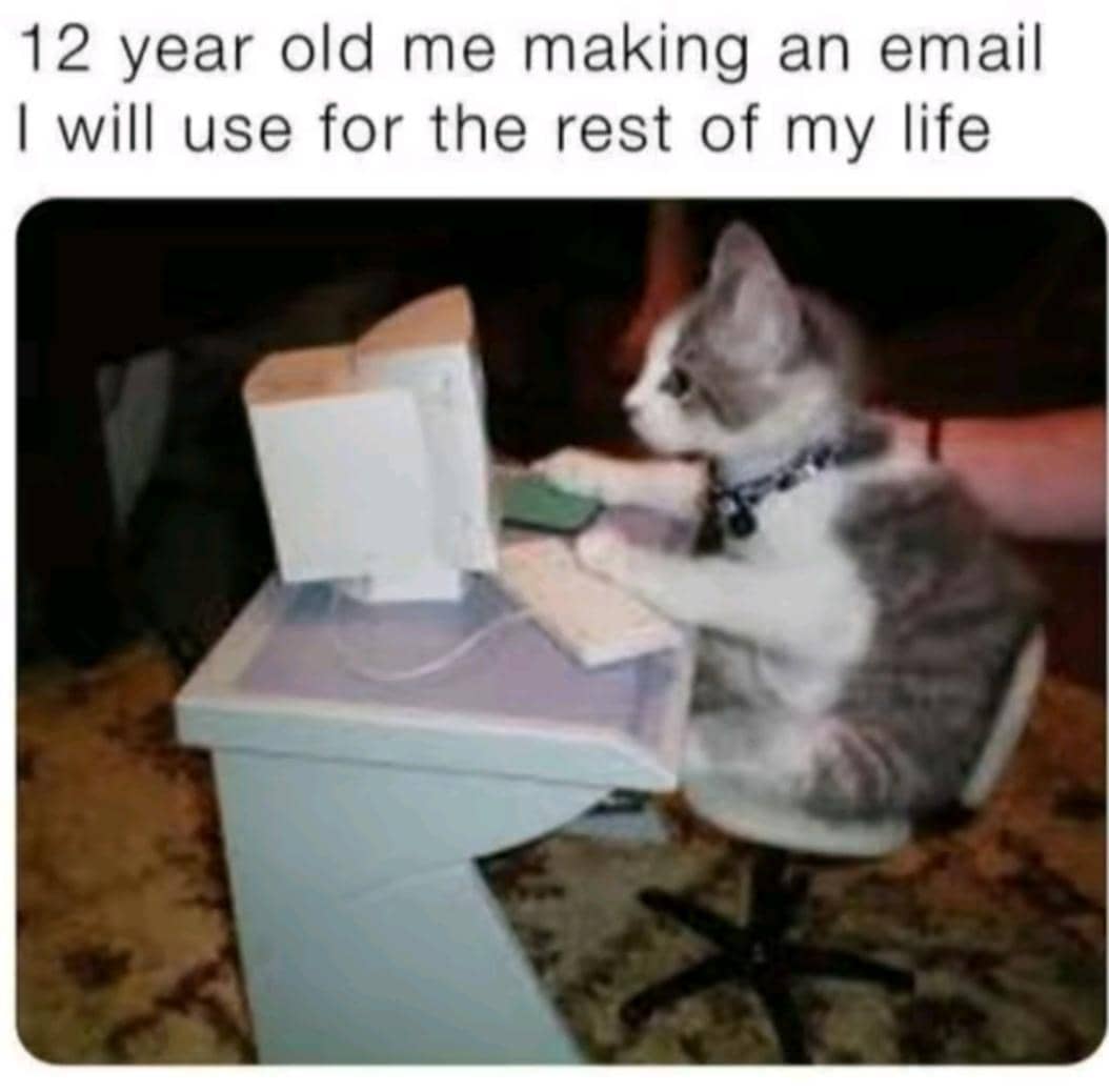 meme kucing tentang kenangan masa kecil