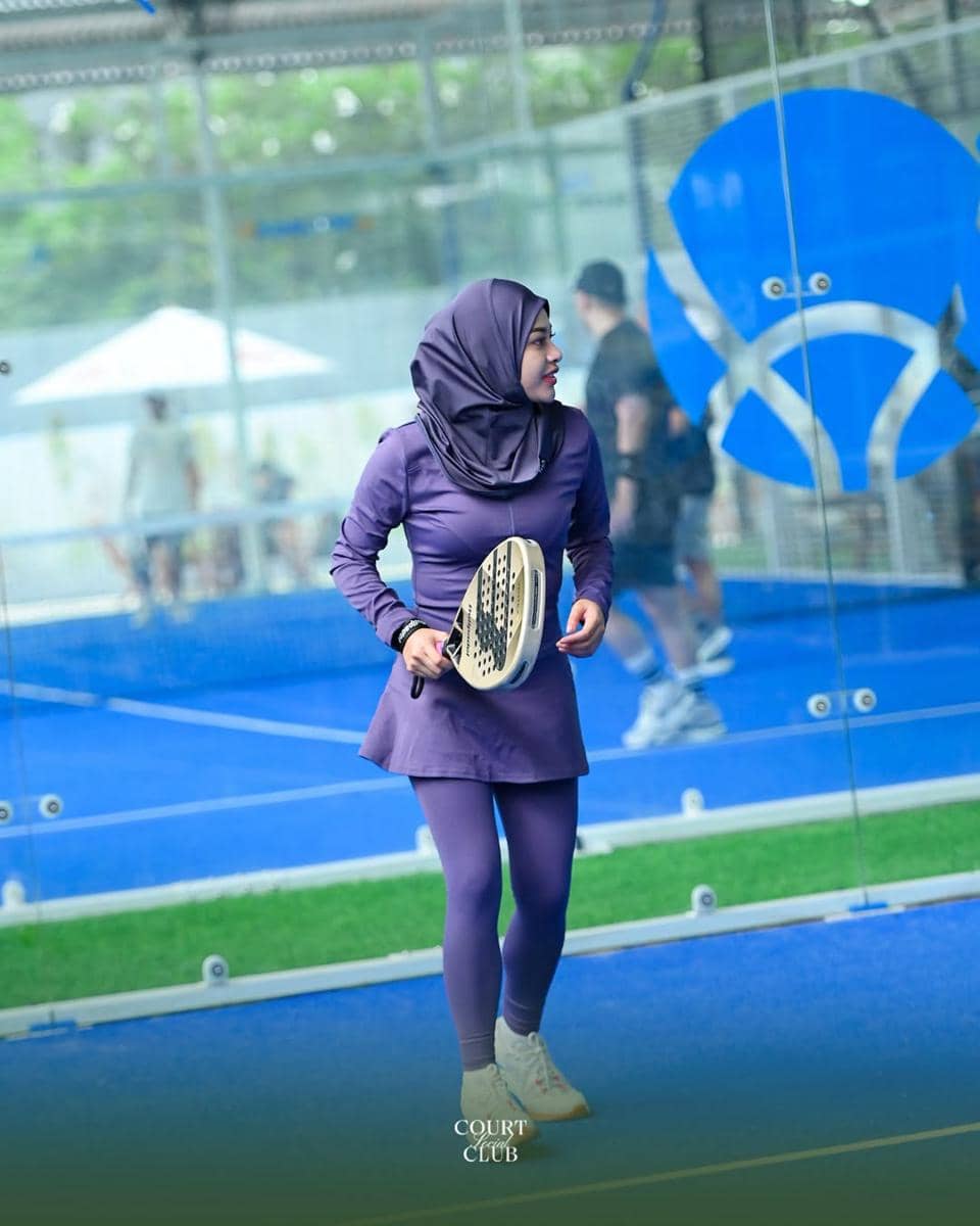 outfit hijab padel