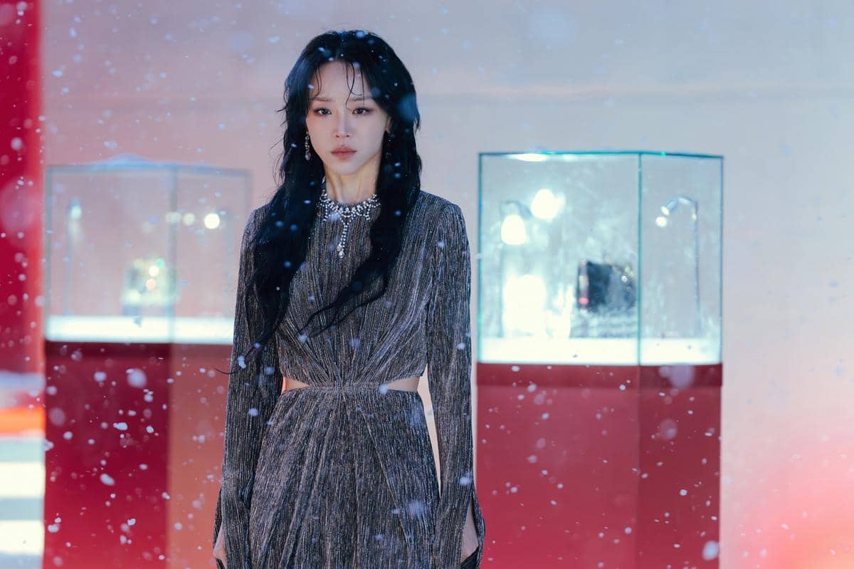 Shin Hye Sun di drakor The Art of Sarah