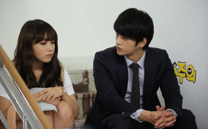 Jung Eun Ji dan Seo In Guk di drama Reply 1997
