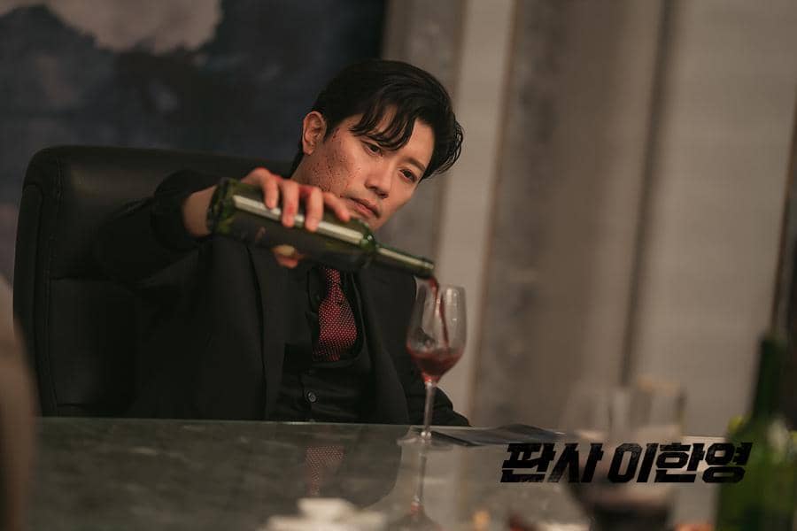 cuplikan drama The Judge Returns